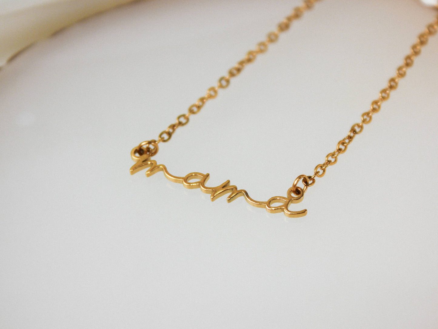 Mama Necklace
